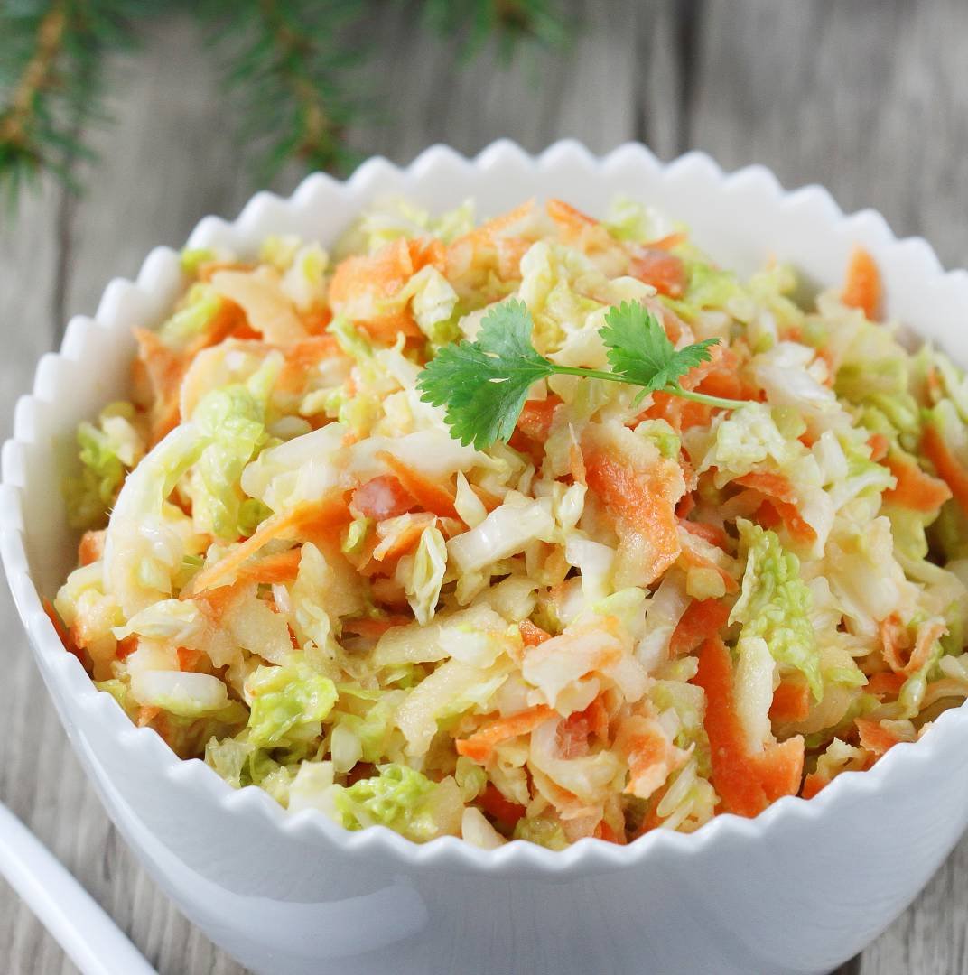 Салат з пекінської капусти